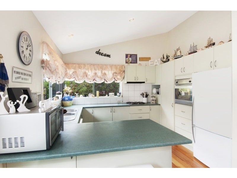 27 Preston Street, Rye VIC 3941