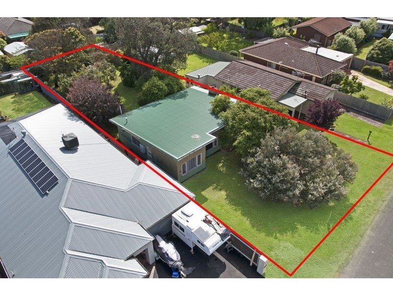 6 McAlpin Street, Tootgarook VIC 3941