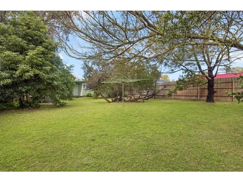 6 McAlpin Street, Tootgarook VIC 3941