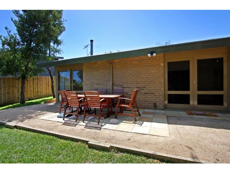 42 Centre Drive, Rye VIC 3941