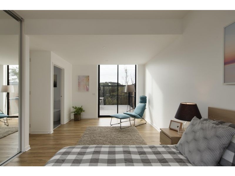 8 Ora Court, Rye VIC 3941