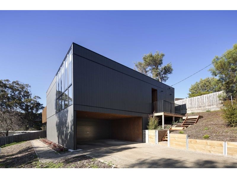 8 Ora Court, Rye VIC 3941