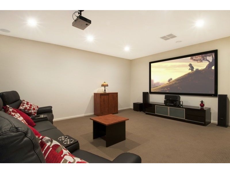 5 Blakiston Grove, Rye VIC 3941