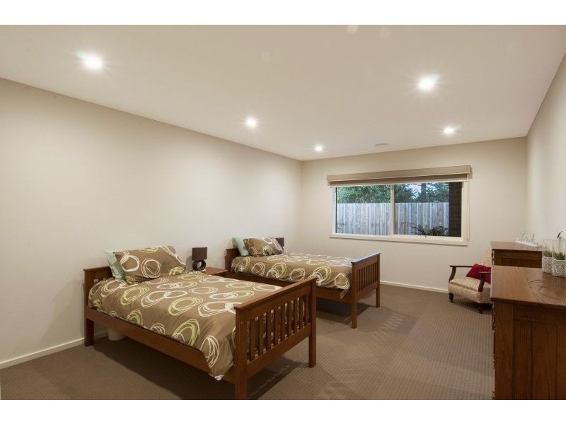 5 Blakiston Grove, Rye VIC 3941