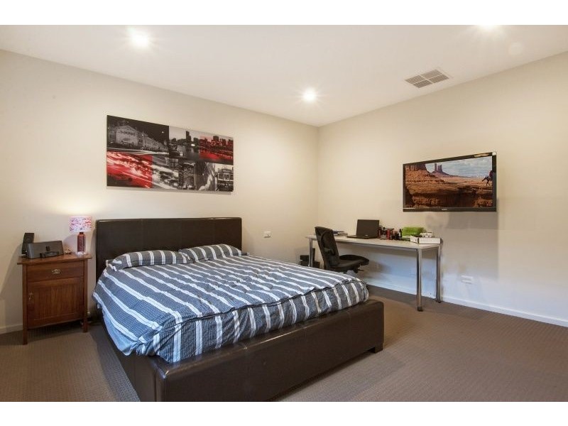 5 Blakiston Grove, Rye VIC 3941