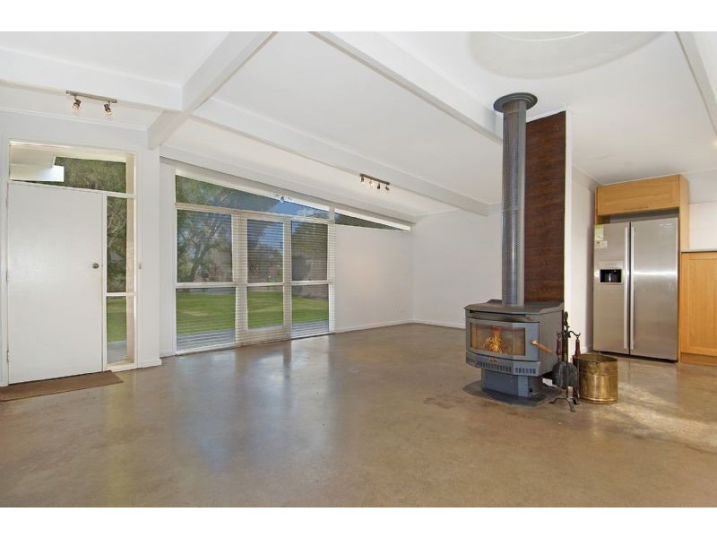 4 Kooringal Road, Blairgowrie VIC 3942