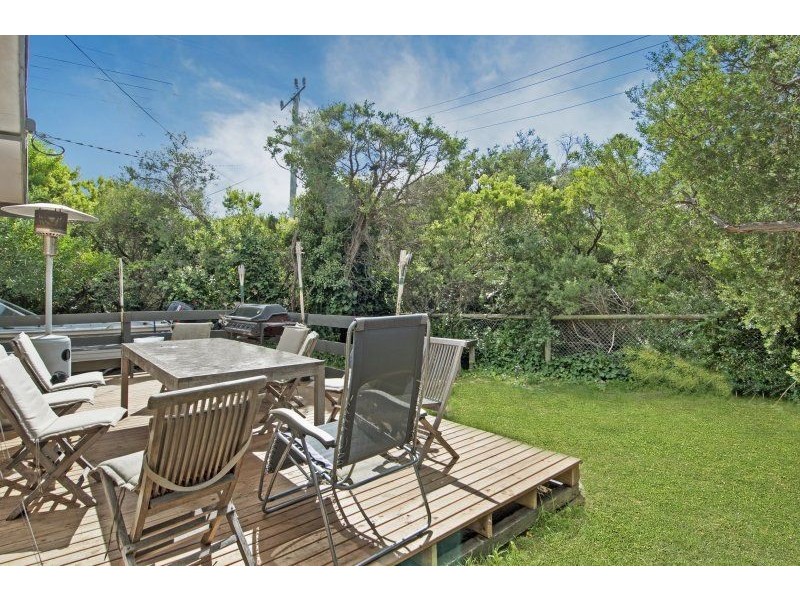 27 Sinclair Street, Blairgowrie VIC 3942