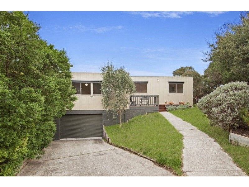3 Phyllis Parade, Rye VIC 3941