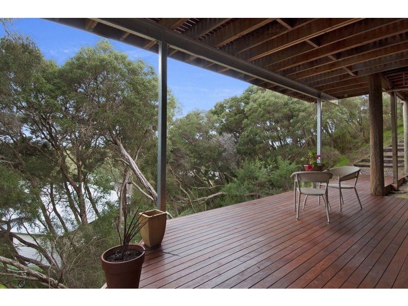 3 Phyllis Parade, Rye VIC 3941