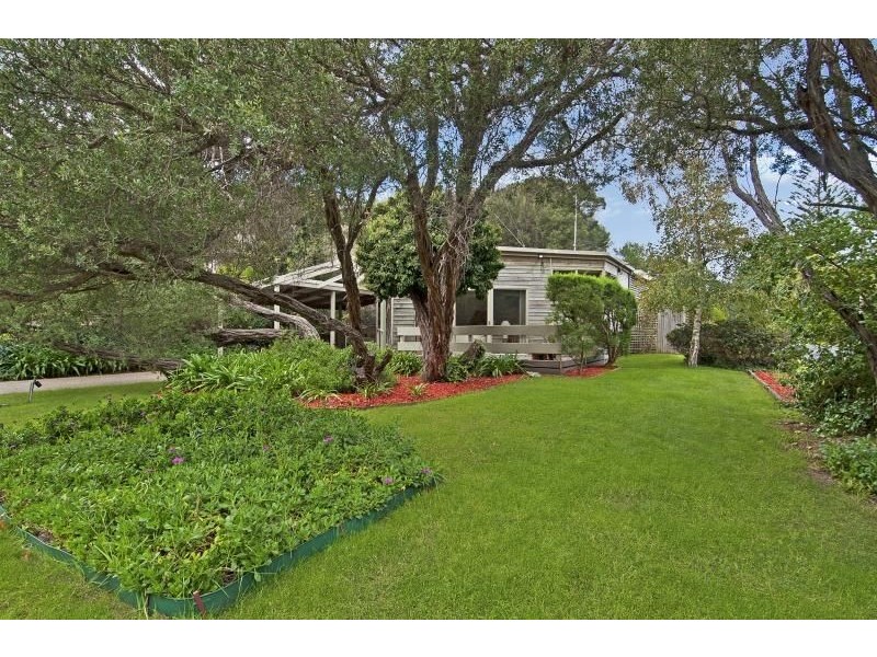 17 Thomson Terrace, Rye VIC 3941