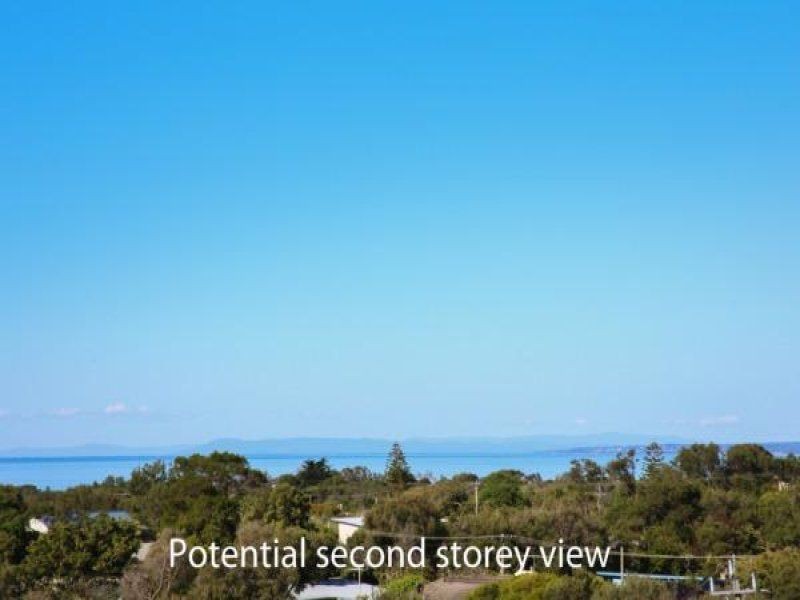 74 Weeroona Street, Rye VIC 3941