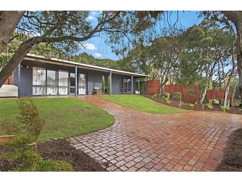 9 Pamela Avenue, Rye VIC 3941