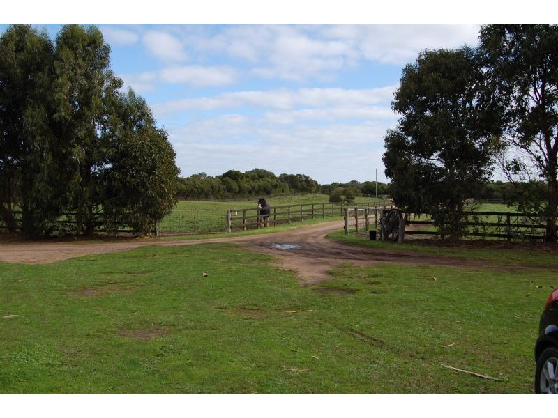 65 Foam Road, Rye VIC 3941