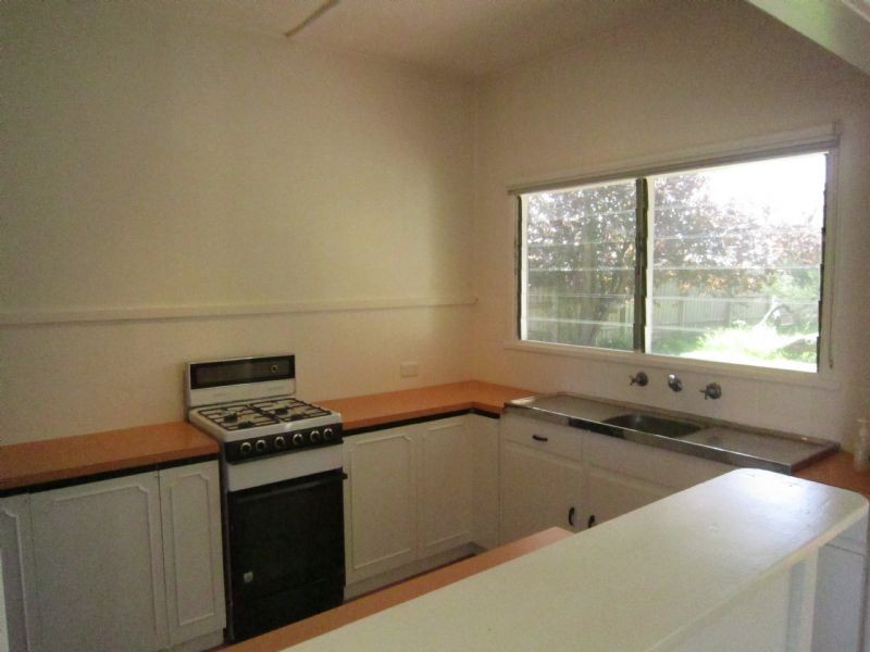 6 McAlpin Street, Tootgarook VIC 3941