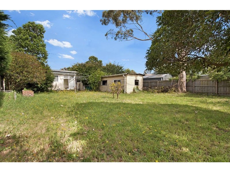 19 Clovelly Avenue, Rosebud VIC 3939