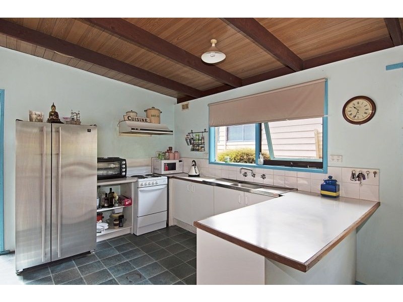 18 Wollert Street, Rye VIC 3941