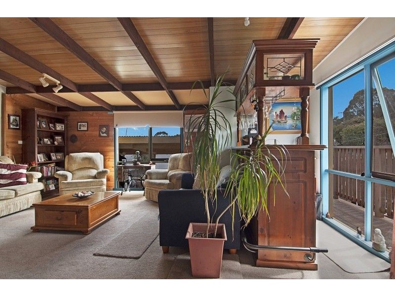 18 Wollert Street, Rye VIC 3941