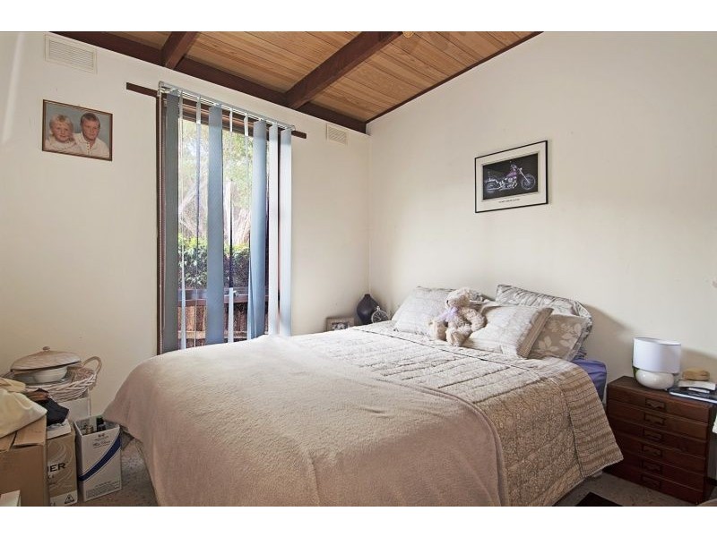 18 Wollert Street, Rye VIC 3941