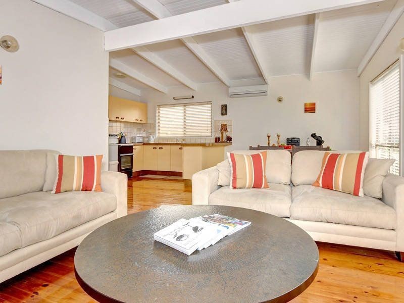 23 Roslyn Avenue, Rye VIC 3941