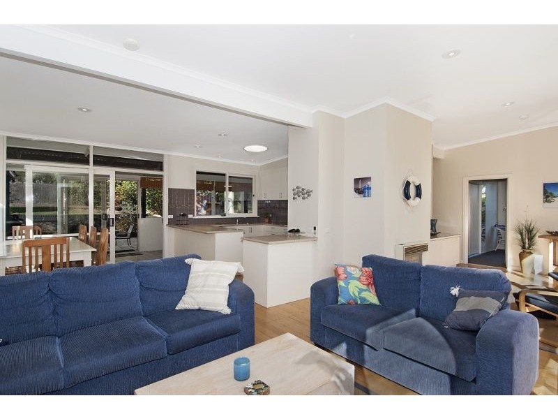 37 Dundas Street, Rye VIC 3941