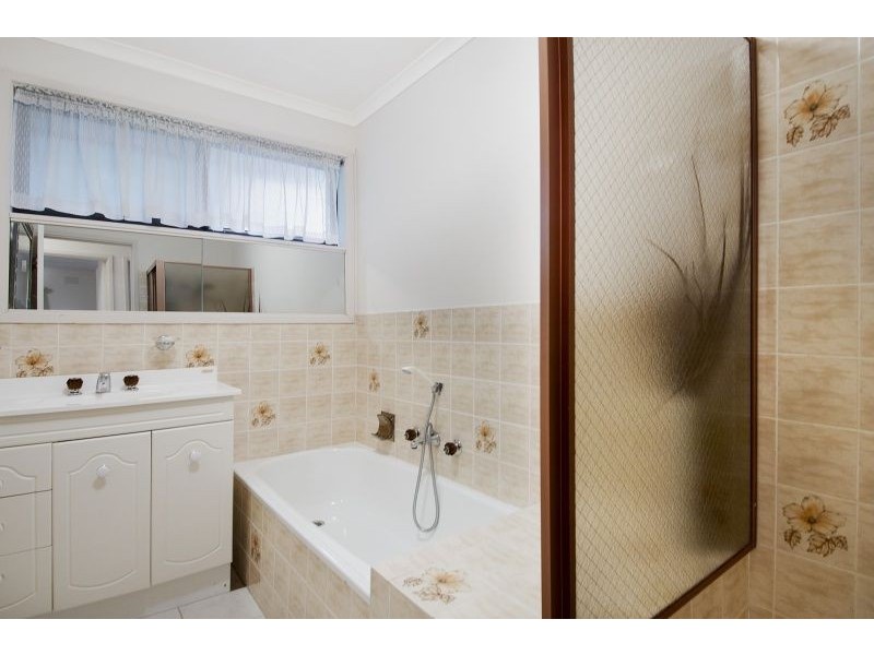 19 Sinclair Avenue, Rye VIC 3941