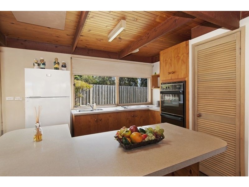 8 Athol Court, Rye VIC 3941