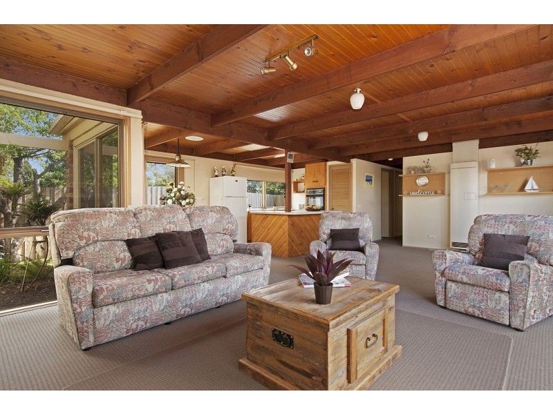 8 Athol Court, Rye VIC 3941