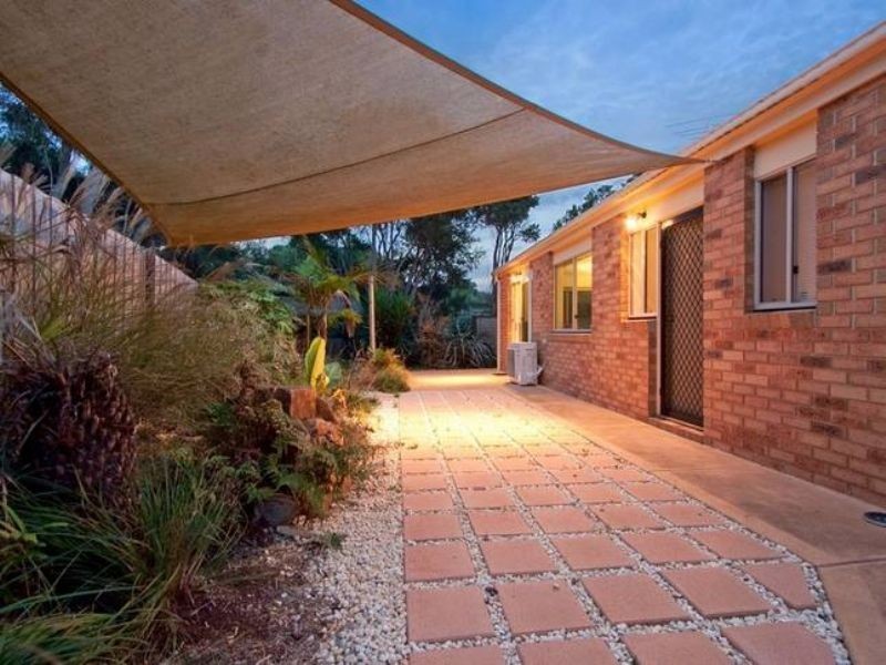 16 Bienias Crescent, Tootgarook VIC 3941
