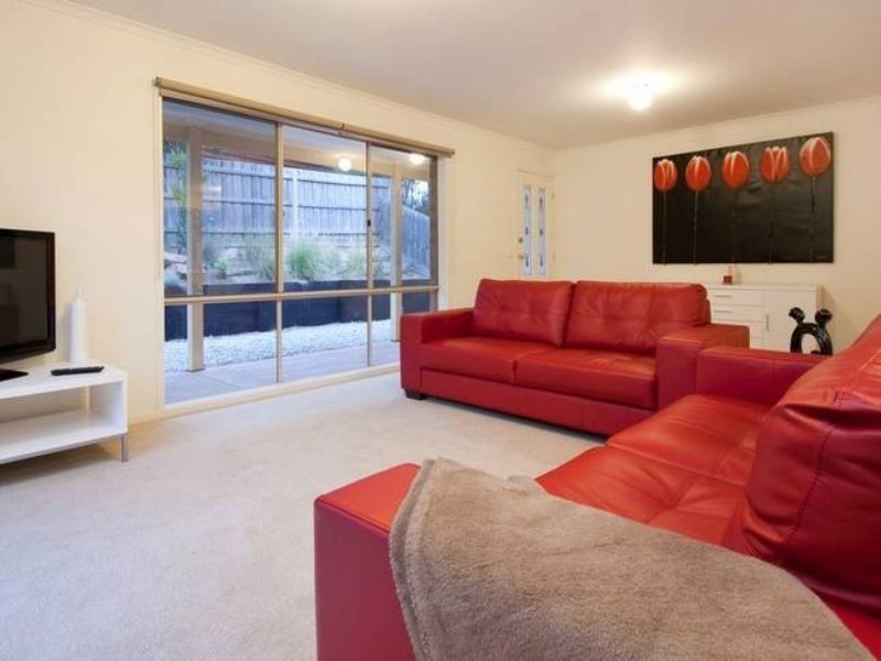 16 Bienias Crescent, Tootgarook VIC 3941