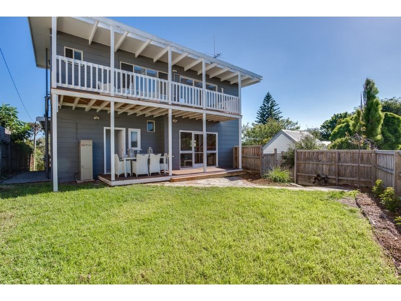 6 Sinclair Avenue, Rye VIC 3941