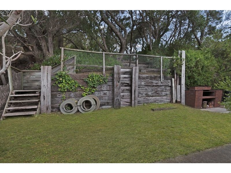 16 Angela Court, Rye VIC 3941