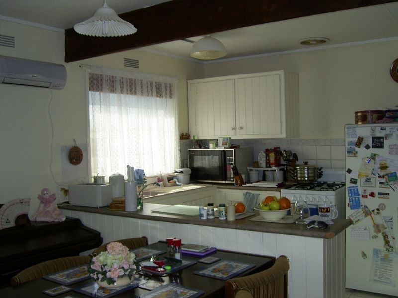 135 Eighth Avenue, Rosebud VIC 3939