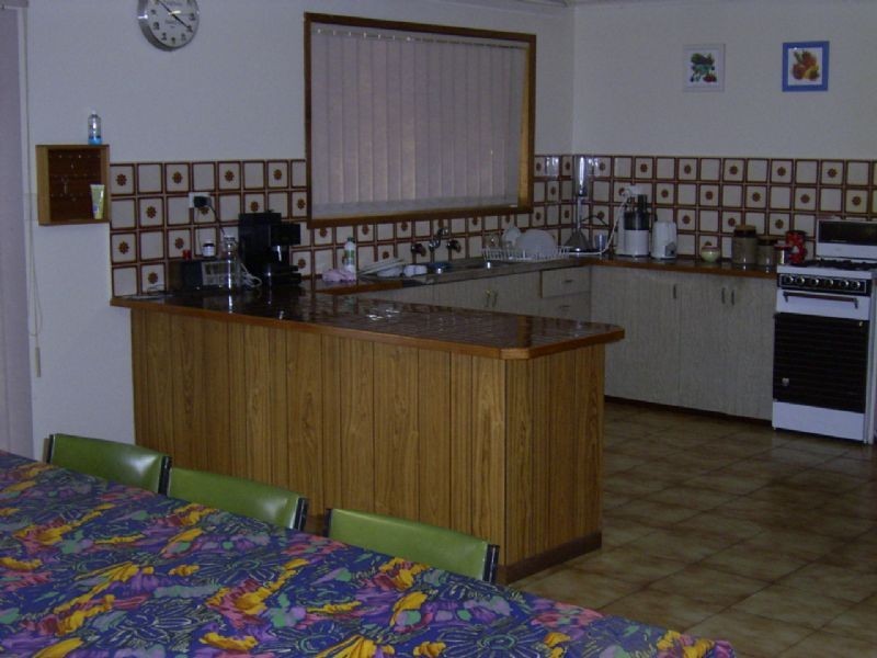 18 Deighton Drive, Rosebud VIC 3939