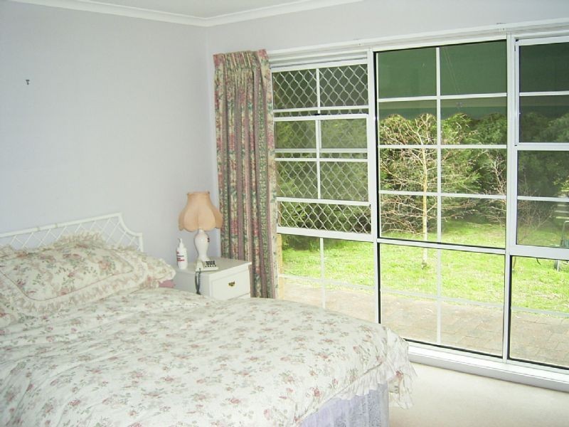 79 Leon Avenue, Rosebud VIC 3939