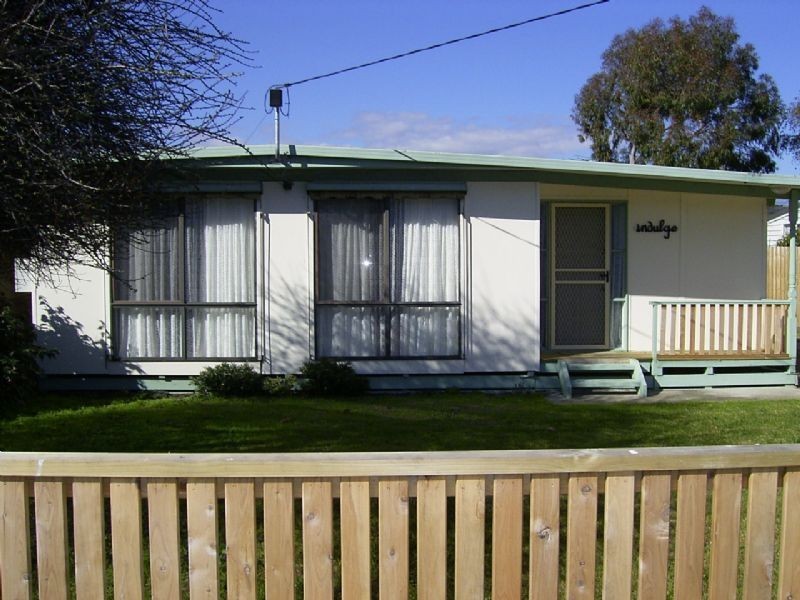 39 Ocean Street, Rosebud VIC 3939