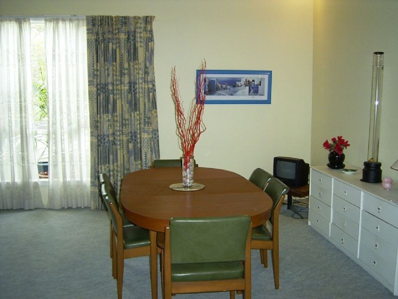 102 Second Avenue, Rosebud VIC 3939