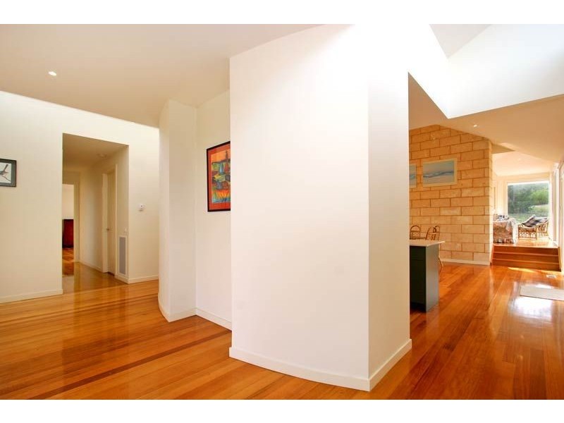 2 Manna Gum Ct, Rosebud VIC 3939