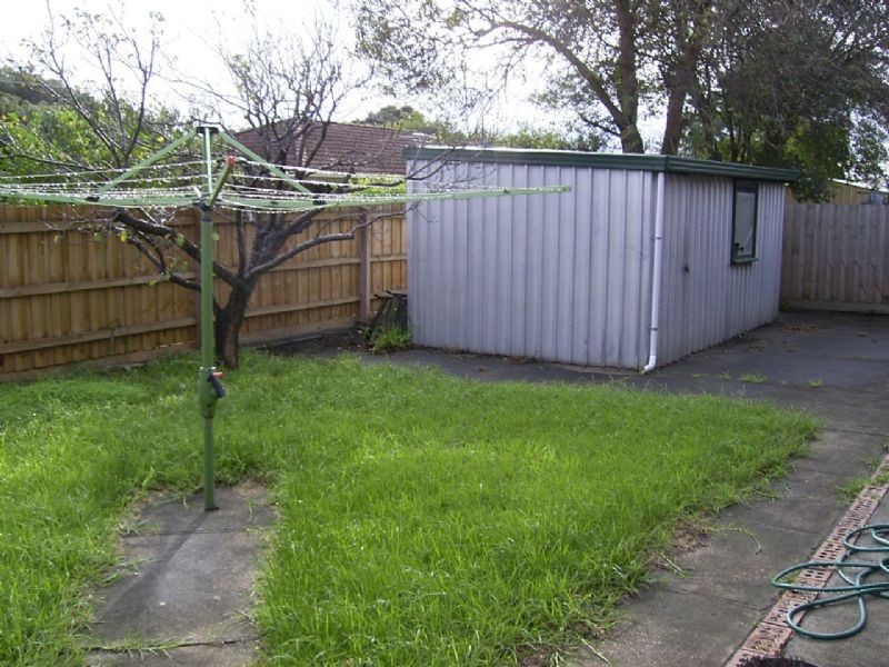 18 Deighton Drive, Rosebud VIC 3939