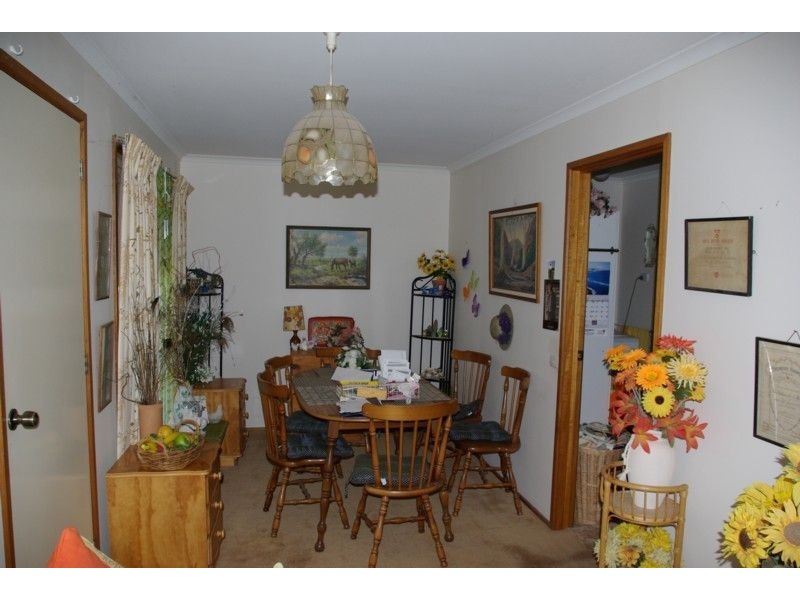 176 Eighth Avenue, Rosebud VIC 3939