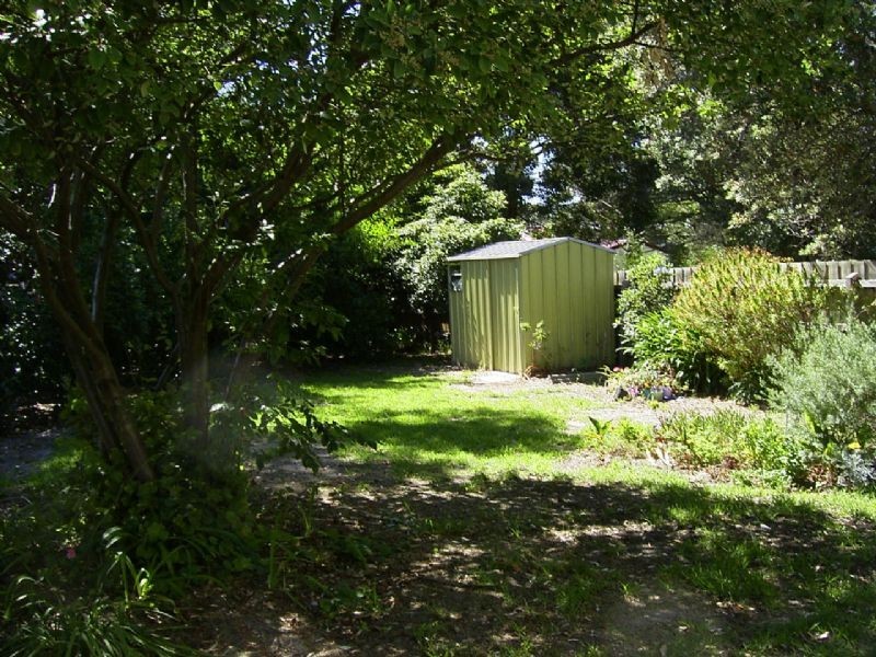 103 Ninth Avenue, Rosebud VIC 3939