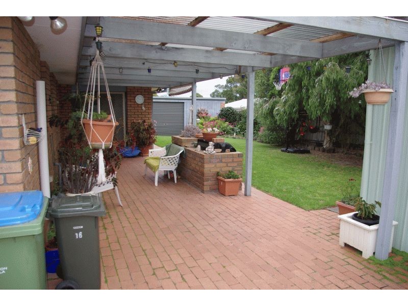 16 Comet Court, Rosebud VIC 3939