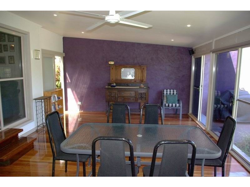 20 First Avenue, Rosebud VIC 3939