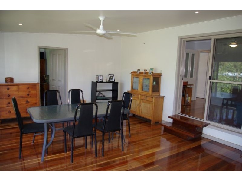 20 First Avenue, Rosebud VIC 3939