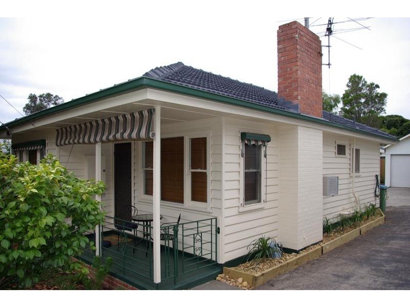 77 Sixth Avenue, Rosebud VIC 3939