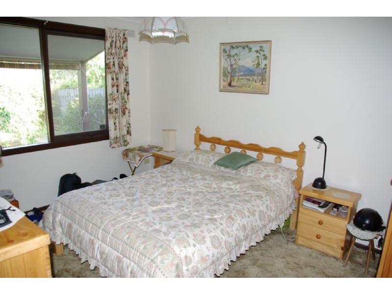 60 Whitehead Grove, Rosebud West VIC 3940