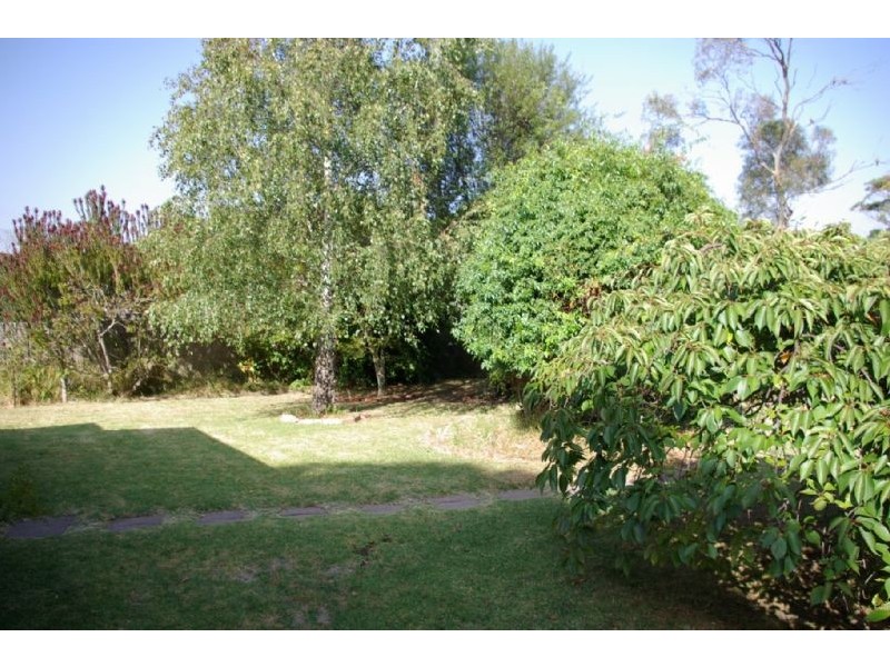 60 Whitehead Grove, Rosebud West VIC 3940