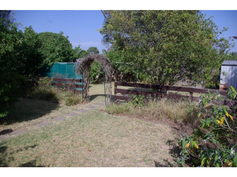 60 Whitehead Grove, Rosebud West VIC 3940