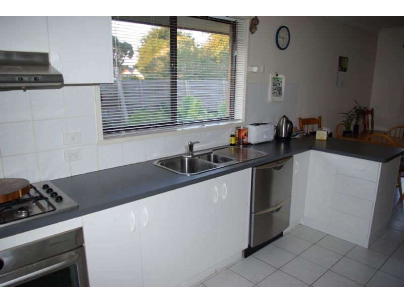 25 woonton street, Rosebud VIC 3939