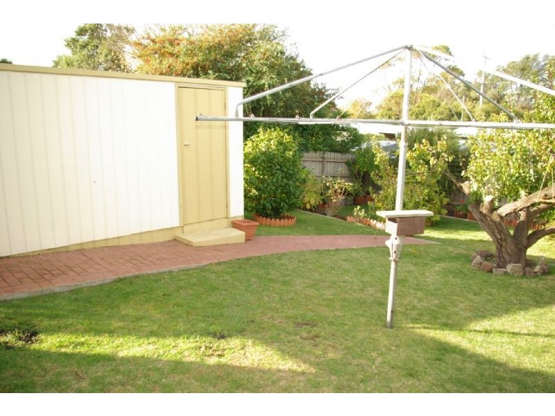 151 Ninth Avenue, Rosebud VIC 3939