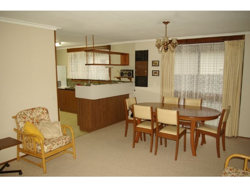 62 Cootamundra Aveune, Rosebud West VIC 3940